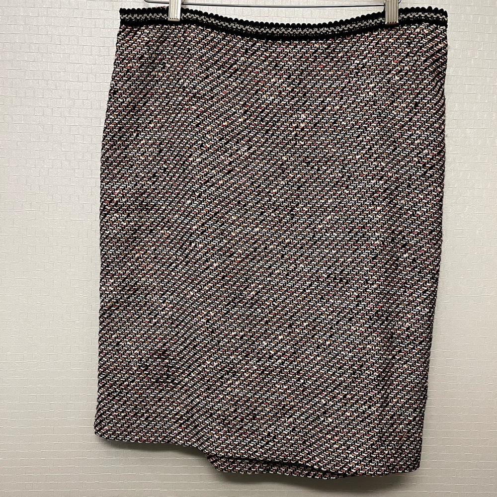 New Talbots Fall Skirt in perfect condition!!